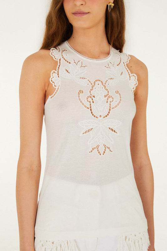 Off-White Lace Sleeveless  Blouse