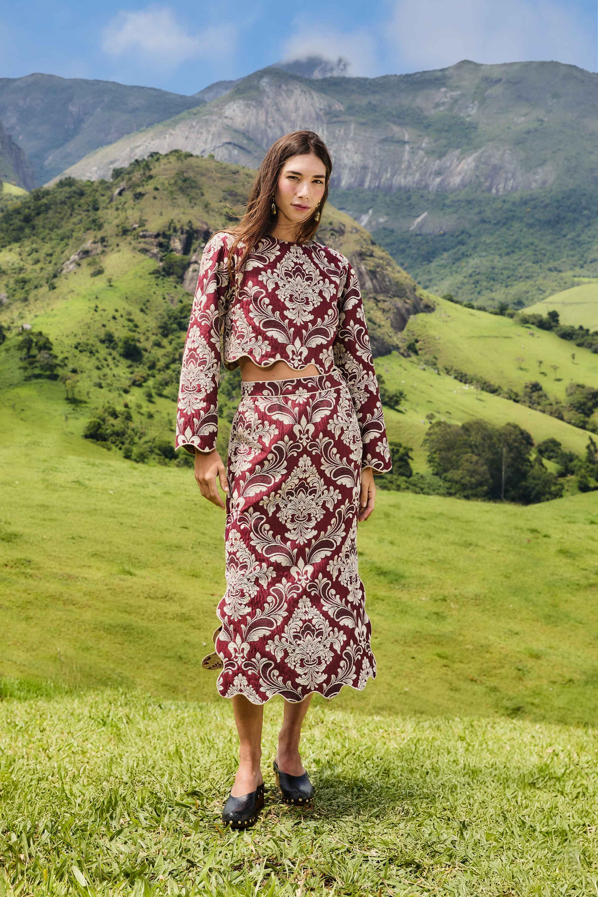 Bicolor Jacquard Waves Midi Skirt